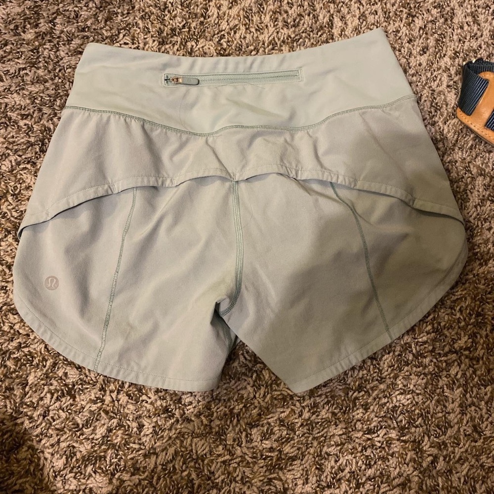 LULULEMON high waisted 4in speed ups